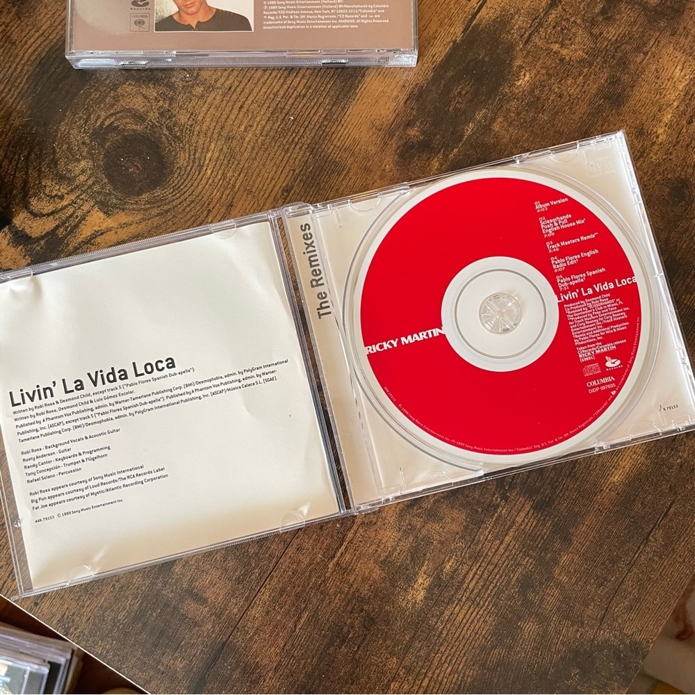 CD BUNDLE - Latin/Pop - J.Lo & Ricky Martin - Picture 10 of 16